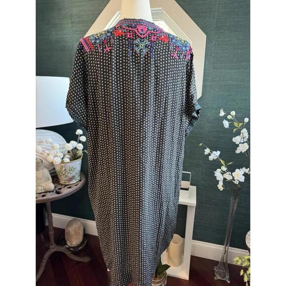 Johnny Was Biya Embroidered Dress Silk Boho Festival Luxe Tunic Artsy - Picture 4 of 8